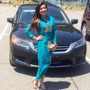 Meet your Posher, Himali